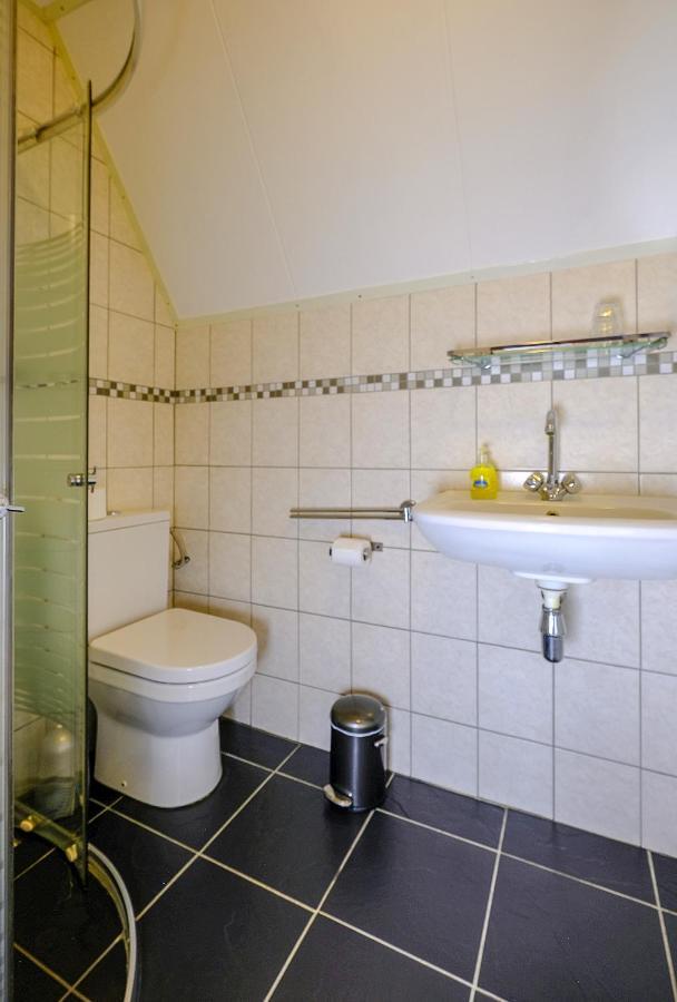 Bed and Breakfast De Energiek Wehe-den Hoorn Экстерьер фото